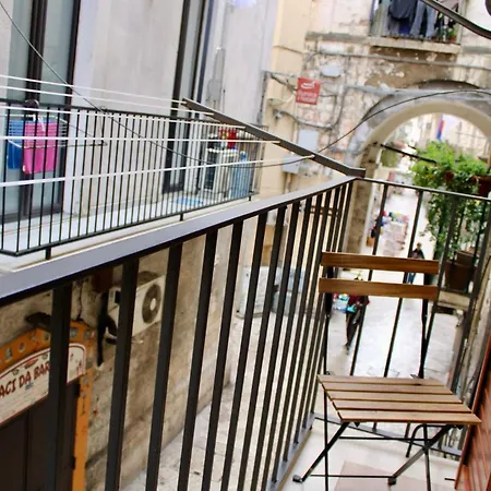 Dimora Nicol Apartment *